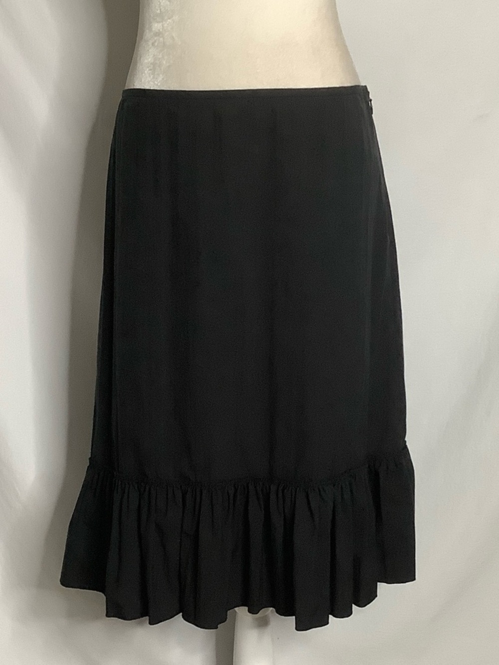 Vintage Y2K J. Crew Black A-Line Skirt with Ruffle Hem Size 4P